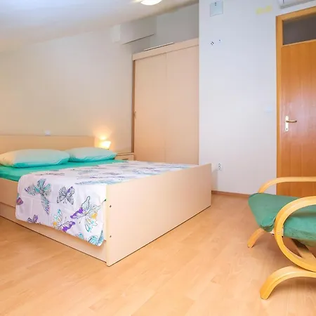 Apartment Ribnjak Seka
