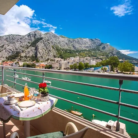 Ribnjak Seka Apartment Omis